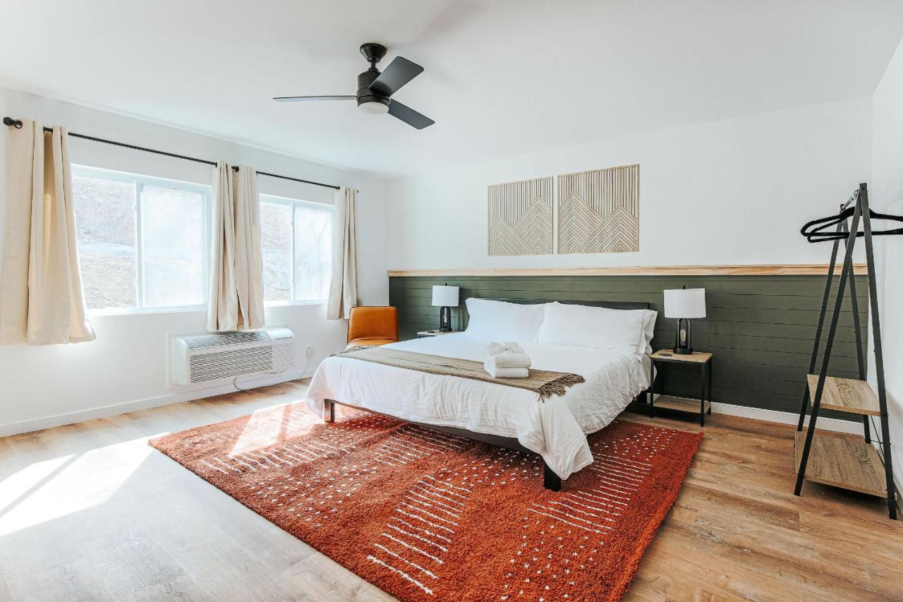 واينزبورو Grey Pine Lodge الغرفة الصورة